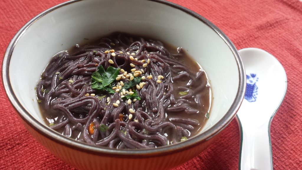 sesame-soba-buckwheat-noodles-chinese-southern-belle